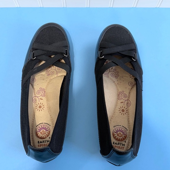 Earth Spirit Patent Leather & Fabric Flat Shoe
Black Size 8 - Picture 14 of 16